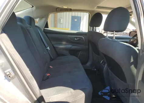 2015 Nissan Altima 2.5 from USA, damaged, VIN 1N4AL3AP7FC575511